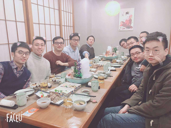 聚餐